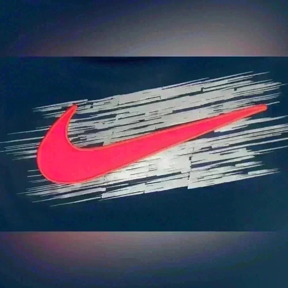 Nike Therma-FIT, Men’s Size Medium, (Women’s Size L), Pullover Hoodie, Black - Picture 7 of 14